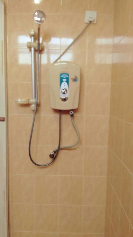 Hotel Ayu Villa Kangar Kültér fotó